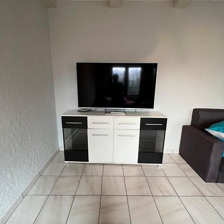 Tiny Apartment With Amazing View, Garden & Terras Schattdorf Luaran gambar