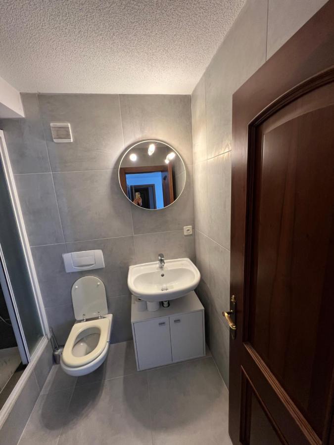 Tiny Apartment With Amazing View, Garden & Terras Schattdorf Luaran gambar