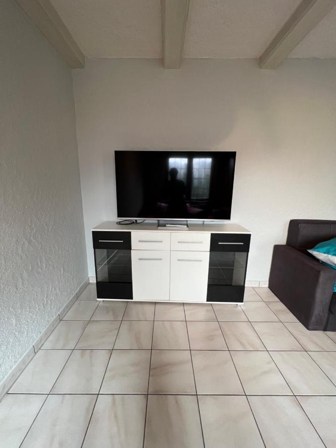 Tiny Apartment With Amazing View, Garden & Terras Schattdorf Luaran gambar